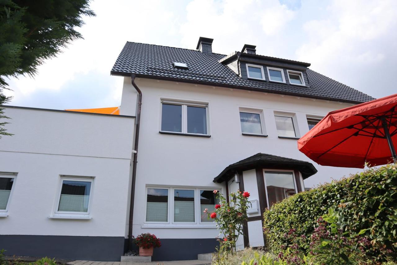 Ferienwohnung Dicke Linde Schmallenberg Exterior foto